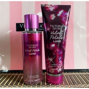 Victoria’s Secret Velvet Petals luxe mist&fragrance lotion